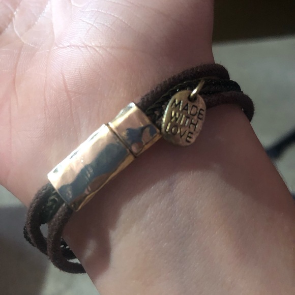 Synthetic Red Cabachon Bracelet Costume Jewlery - Picture 3 of 6